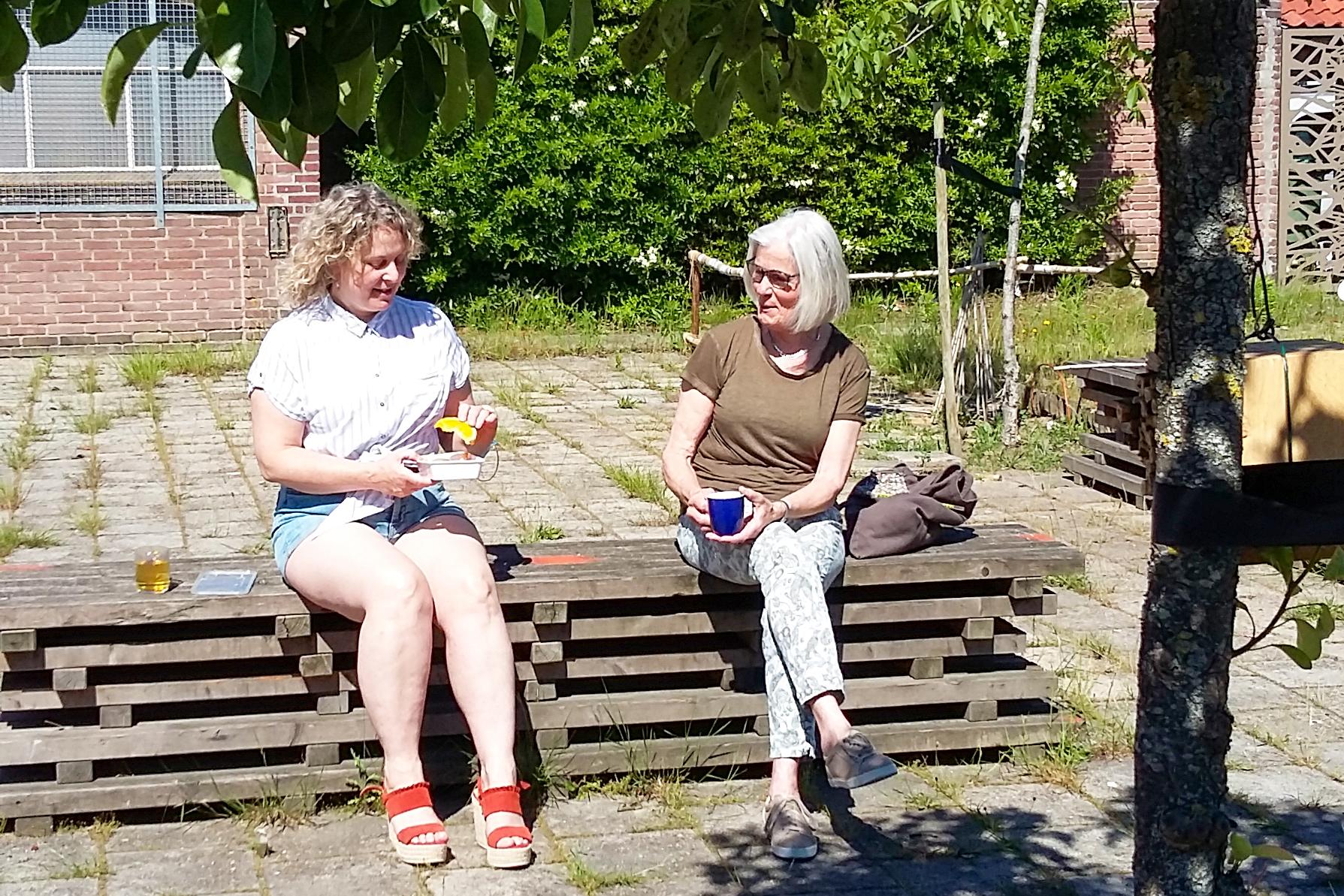 06Over Ons 2_Pauze in de zon 20210608_111328_knip